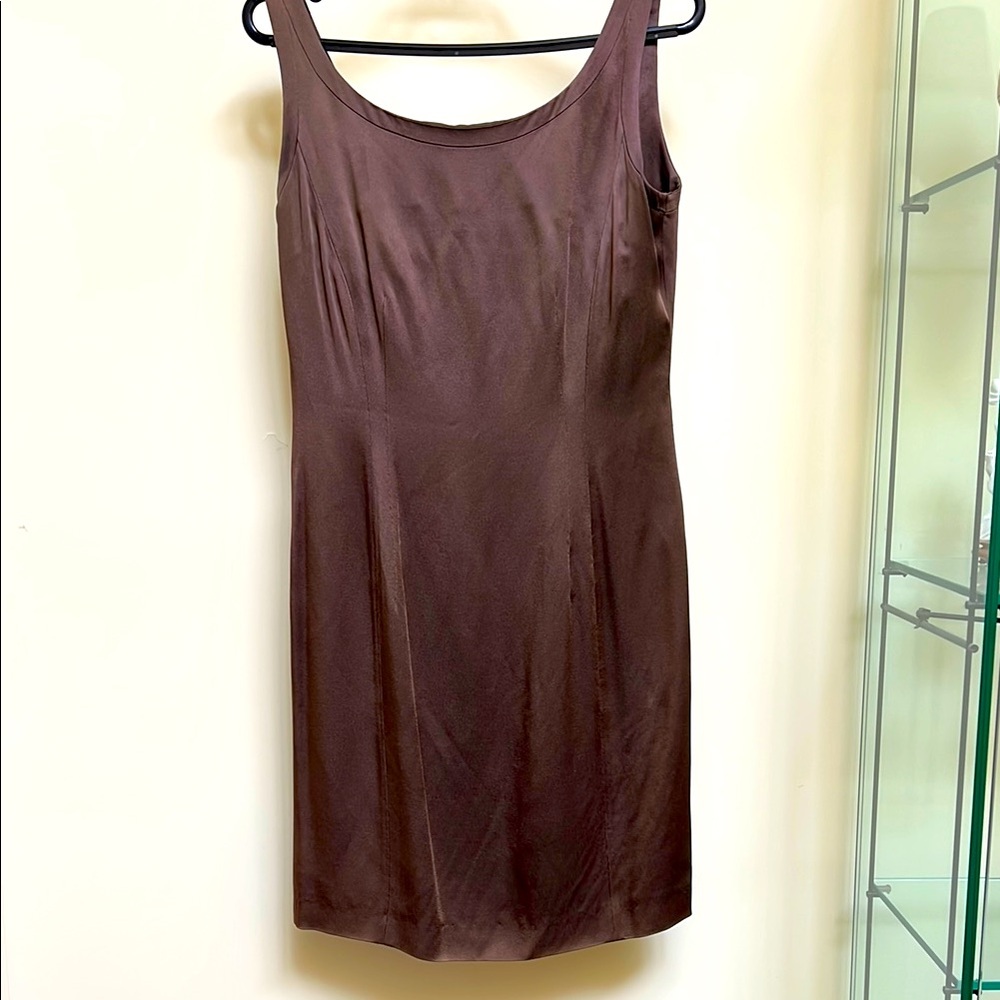 Elegant Olive Green-Brown Sleeveless Dress